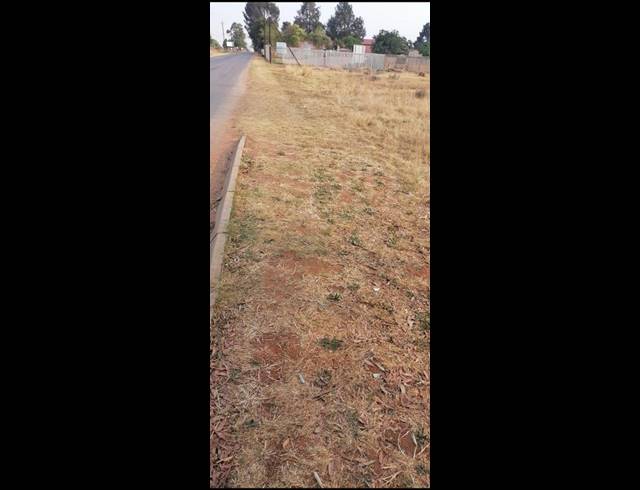 LAND FOR SALE IN DE DEUR ESTATES